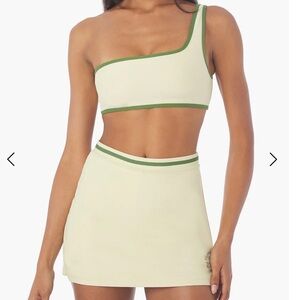 WeWoreWhat active skirt- green tennis skort NWT